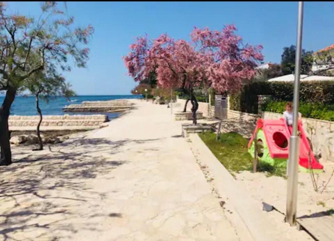 Home Nika One Minute From -Beach Zadar Ngoại thất bức ảnh